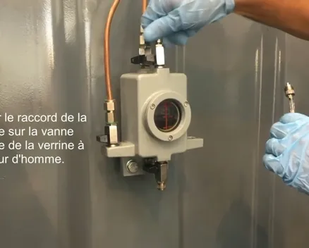 Transfert et prélèvement des gaz Buchholz